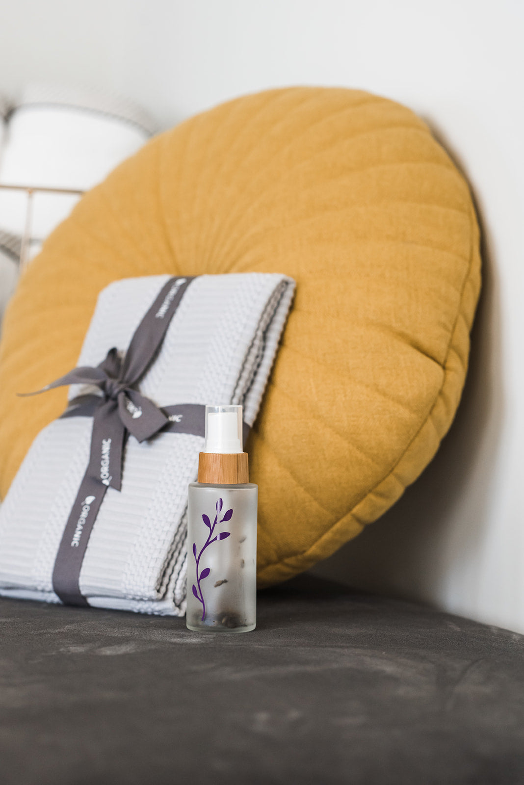 For Your Eyes Only, bamboo bottle set with botanicals
