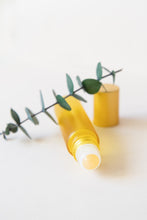 Load image into Gallery viewer, SO THANKFUL Yellow bottle with yellow jade rollerball
